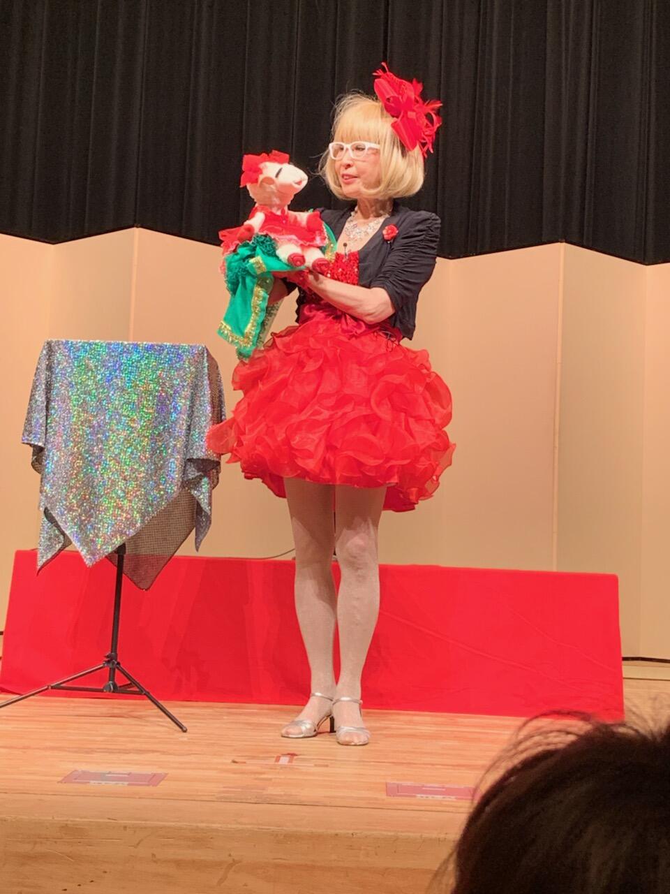 010海外の腹話術師たち.jpg