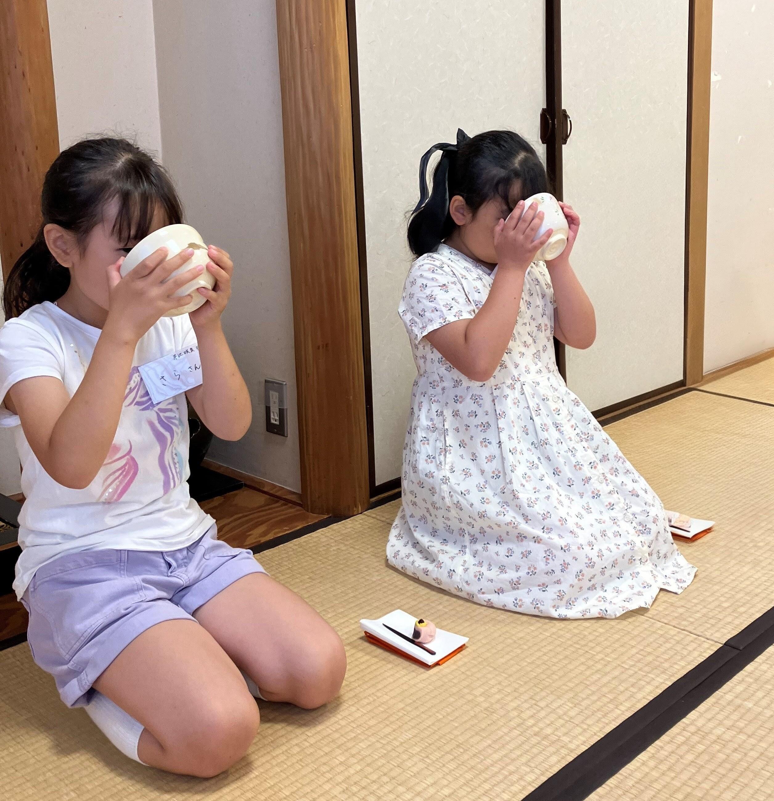 005こどもの茶道表千家差し替え.jpg